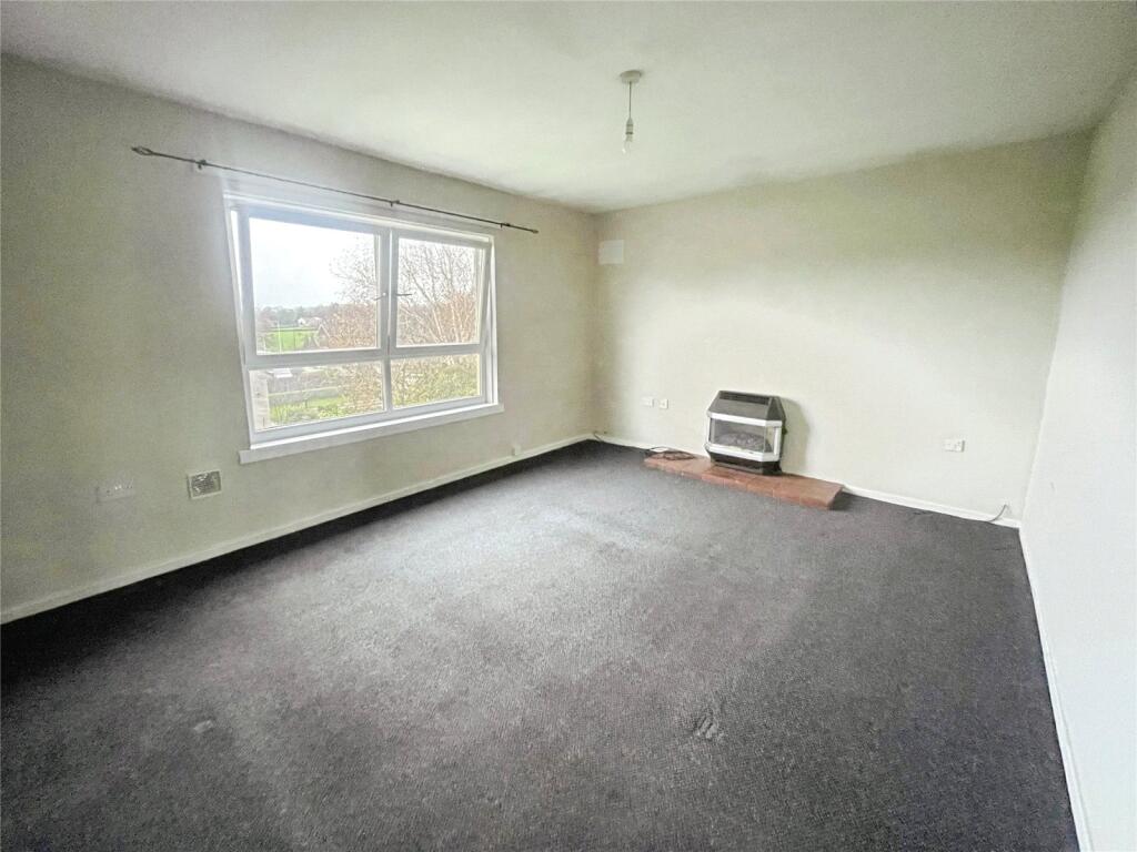 Apartment in Glenrothes, Auchmuty - View 3