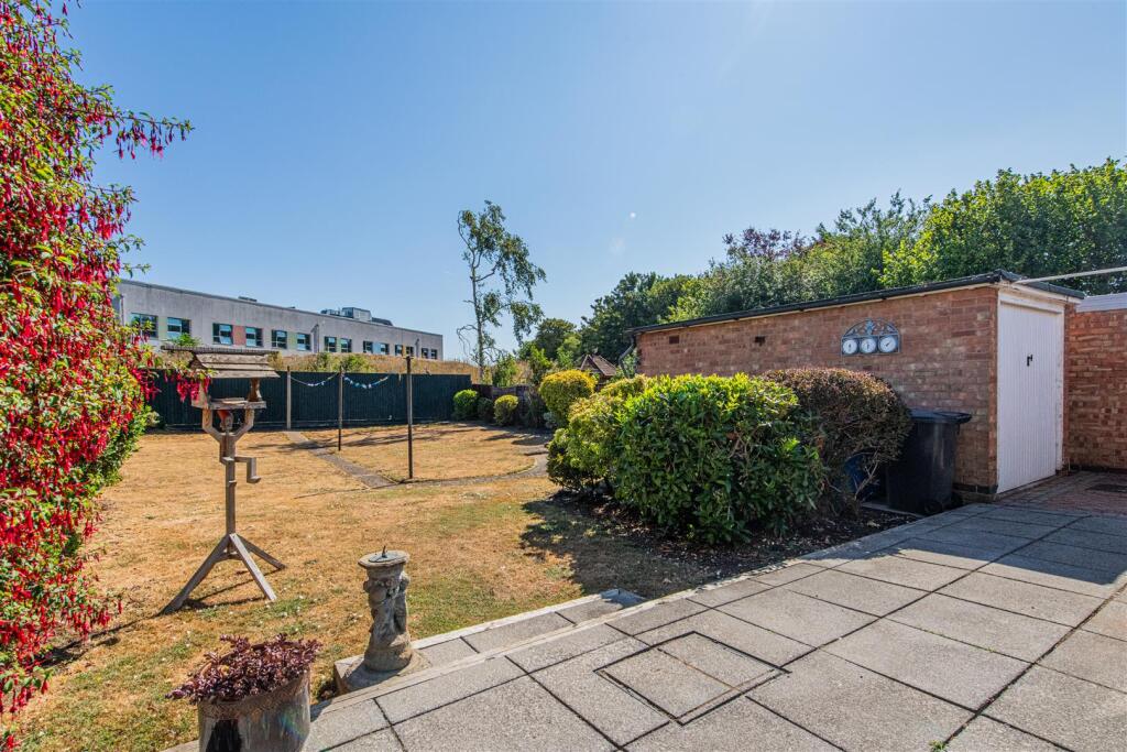 Property photo 8