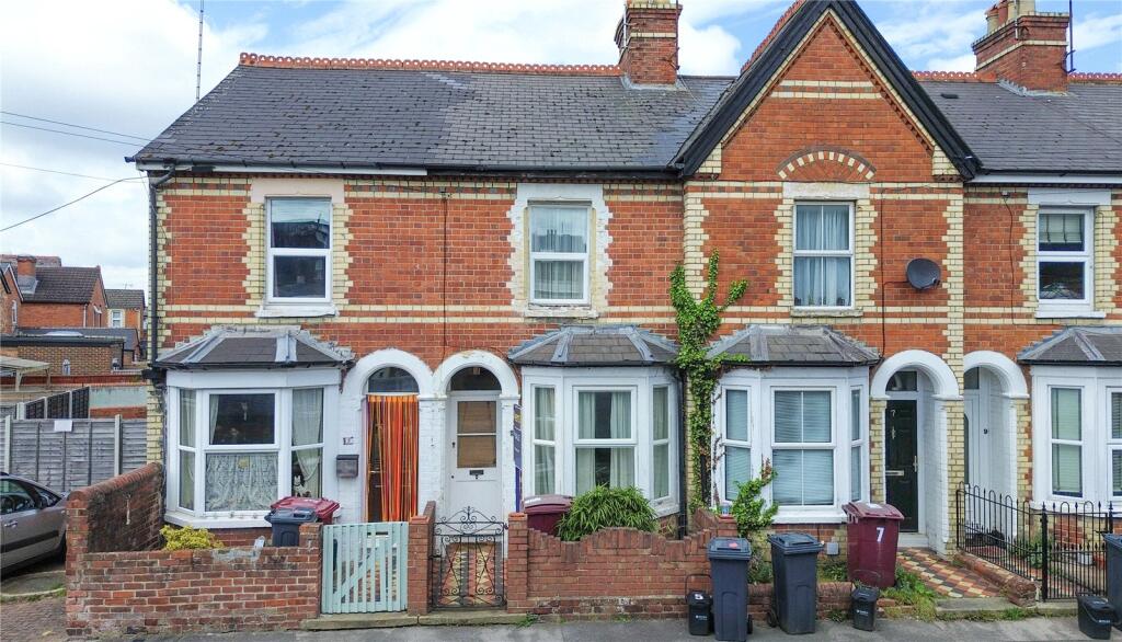 2-bed terraced on Norton Road, Reading, Berkshire, RG1, £280,000