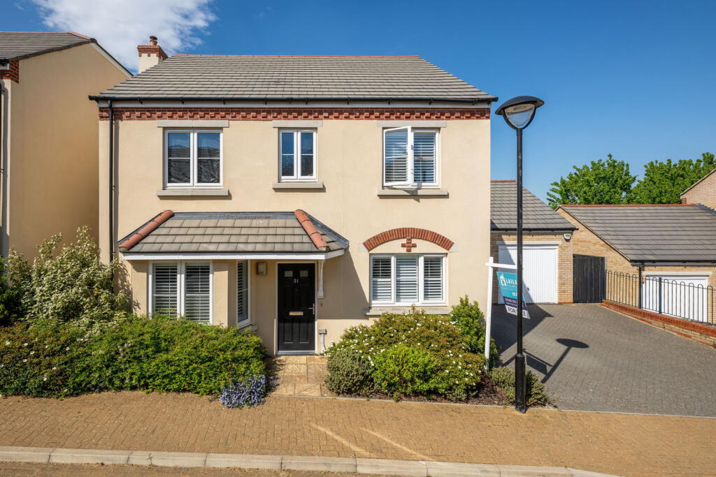 Main image of property: Helena Crescent, Fairfield, Hitchin, SG5 4SA