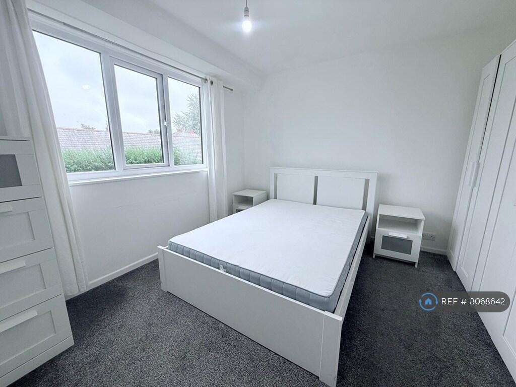 Apartment in Preston, Farringdon Park, Ribbleton - View 4