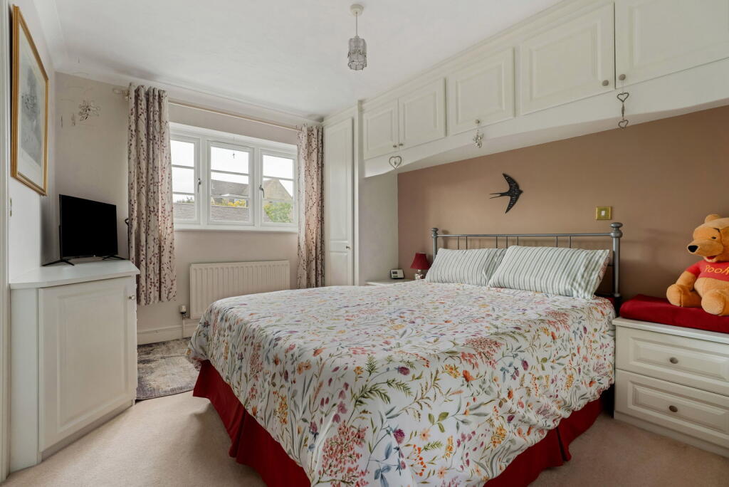 House in Gloucester - More