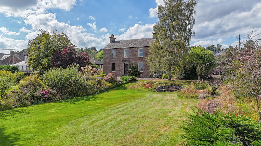 Greenfield, Lochy Terrace, Blairgowrie photo 2