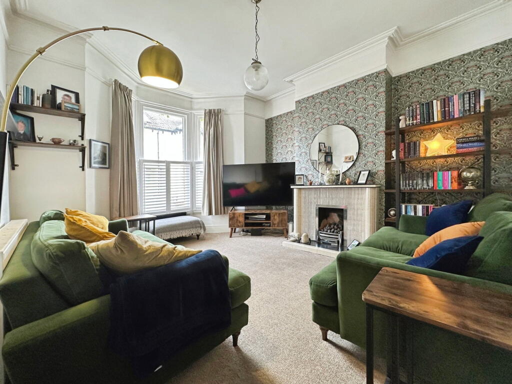 House in Wolverhampton - View 4