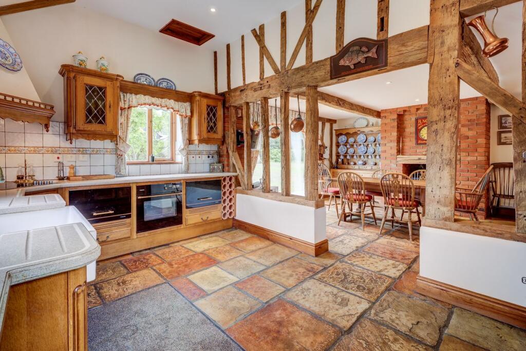 House in Brentwood, Navestock - View 3