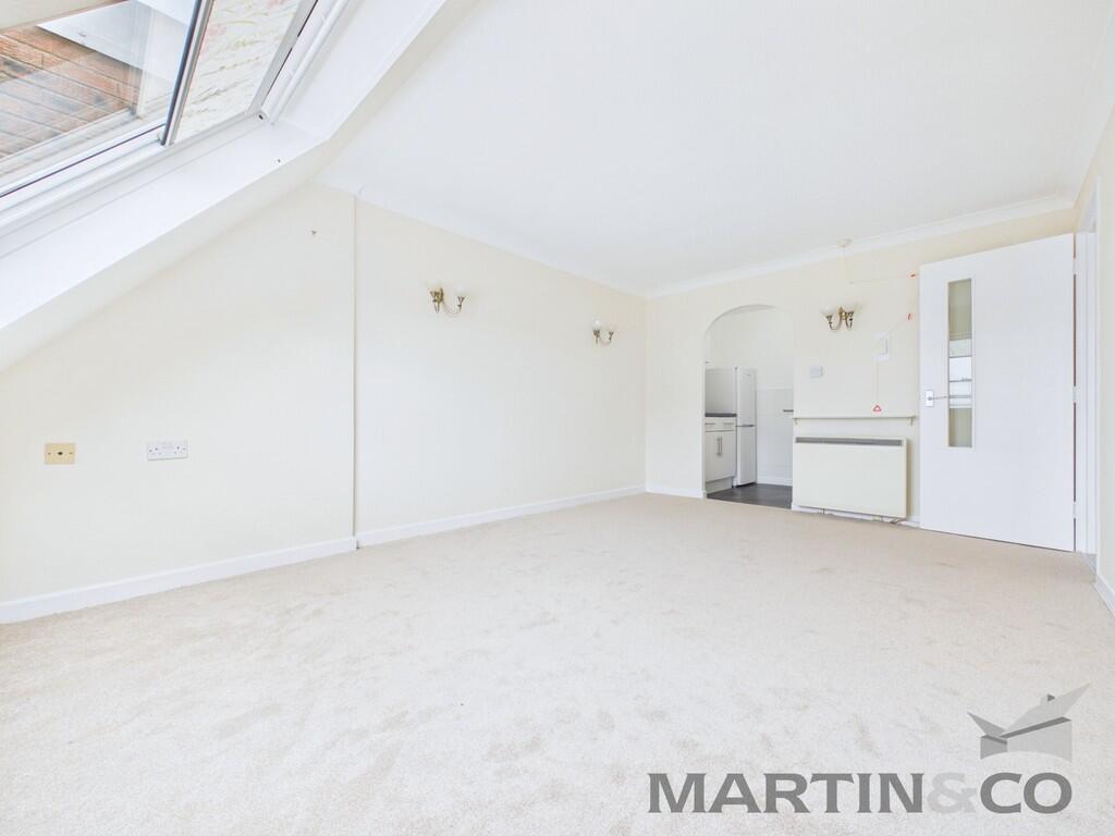 Apartment in Portsmouth - View 2