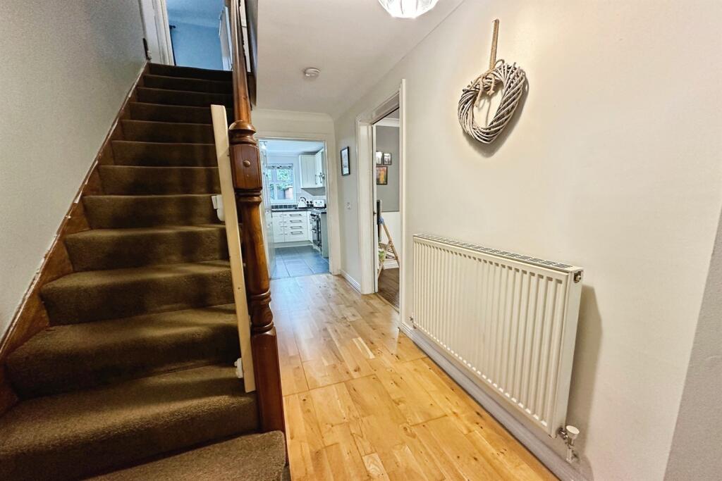 House in Preston, Seed Lee, Bamber Bridge - More