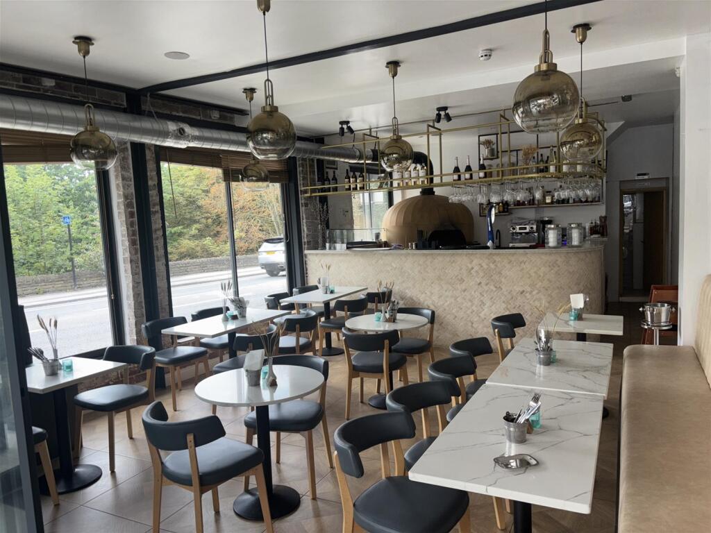 Main image of property: Cafe & Sandwich Bars, Kirkstall, West Yorkshire