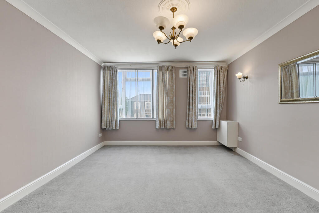 Apartment in Enfield - More