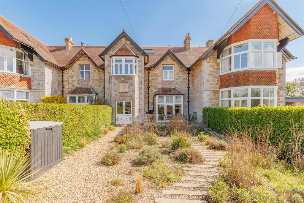 Main image of property: PART OF AN IMPRESSIVE HISTORIC HOUSE - Woodvale Road, Cowes