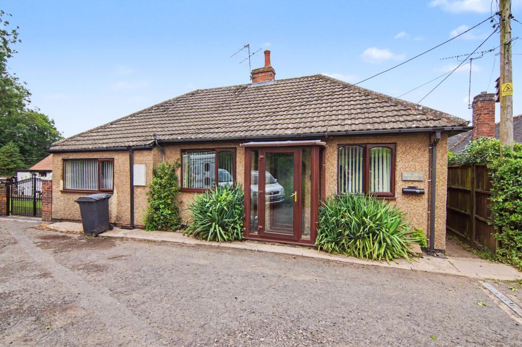 3-bed detached on Windmill Lane, Corley, CV7, £375,000