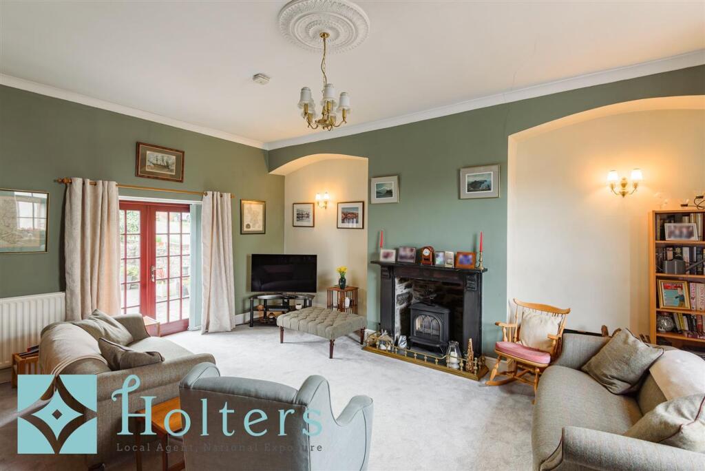 House in Knighton - More