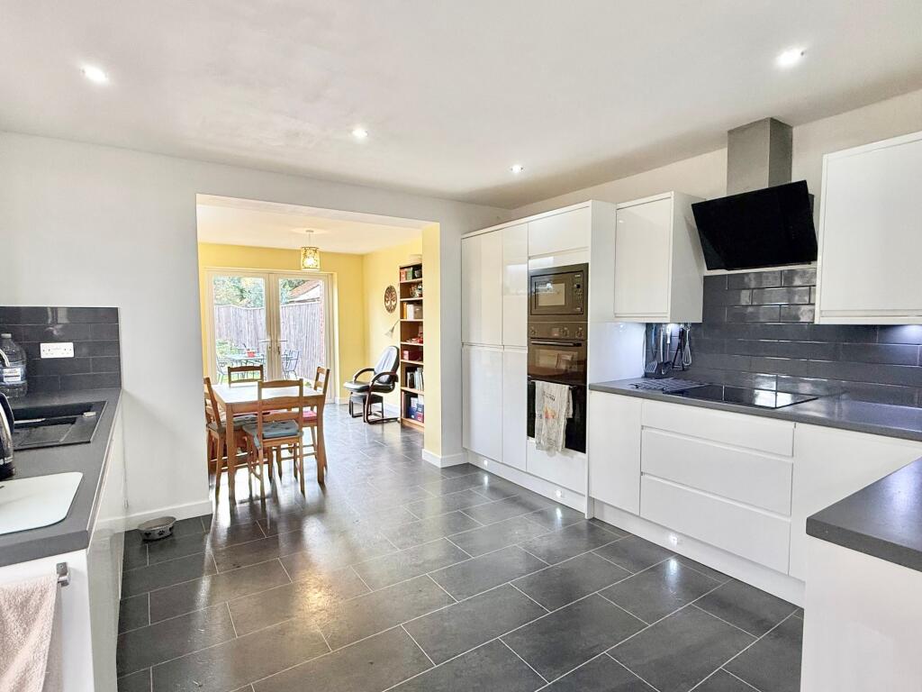 House in Southampton - View 3