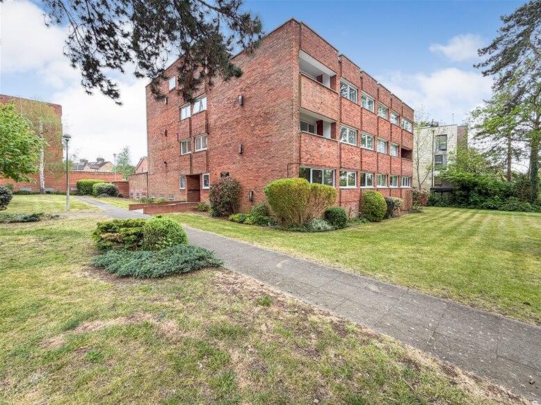 Stewart Road, Harpenden, AL5