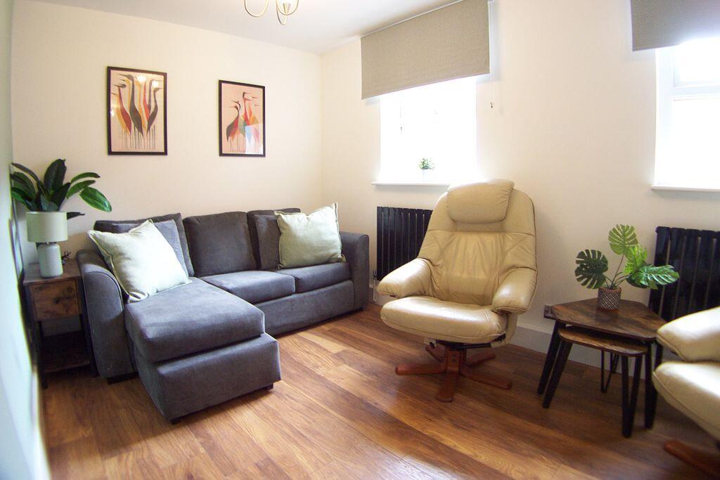 Apartment in Leeds - View 3