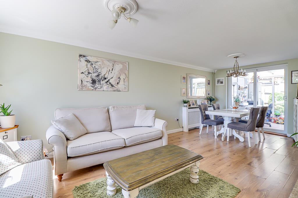 House in Southend-on-Sea - View 3