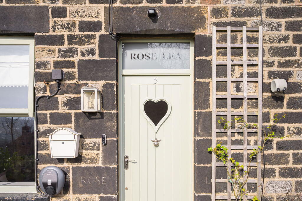 Rose Lea, Harrop Green, Diggle, Saddleworth photo 3