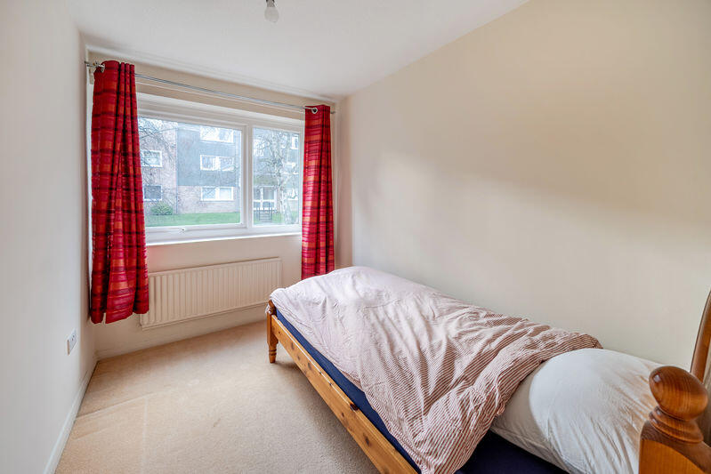 Beauchamp Place, Oxford - More