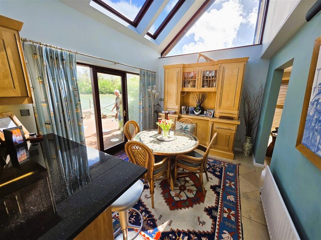 House in Portsmouth - View 3