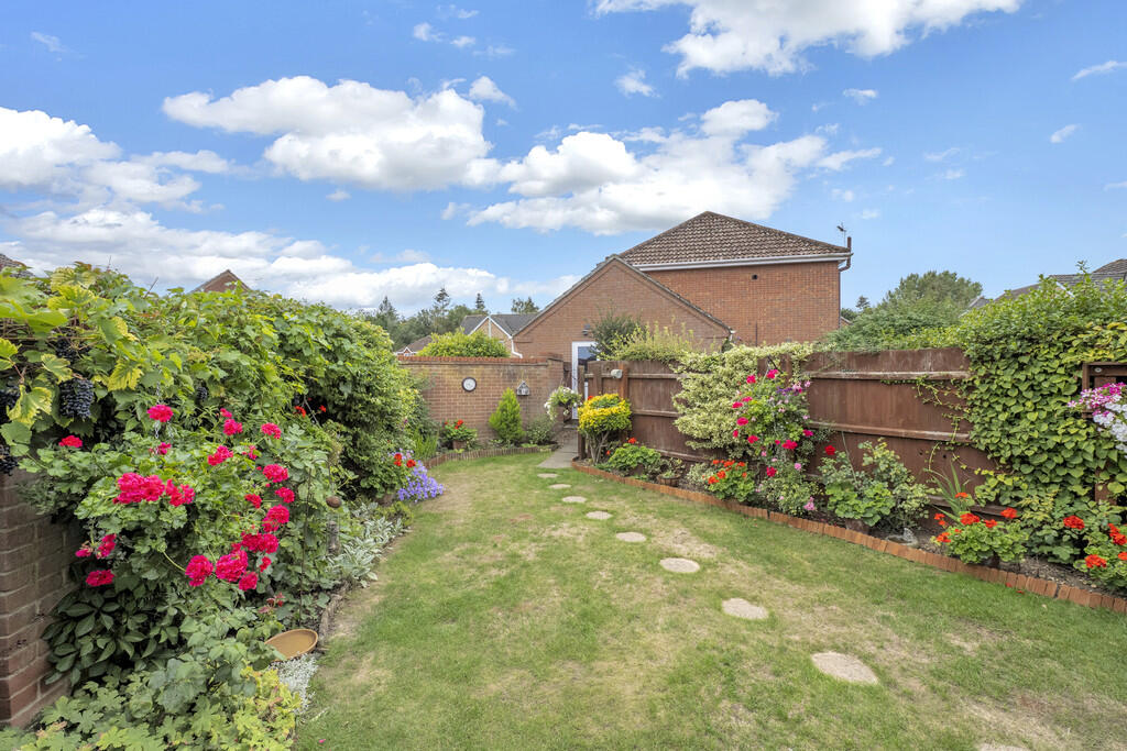 House in Ipswich - View 4