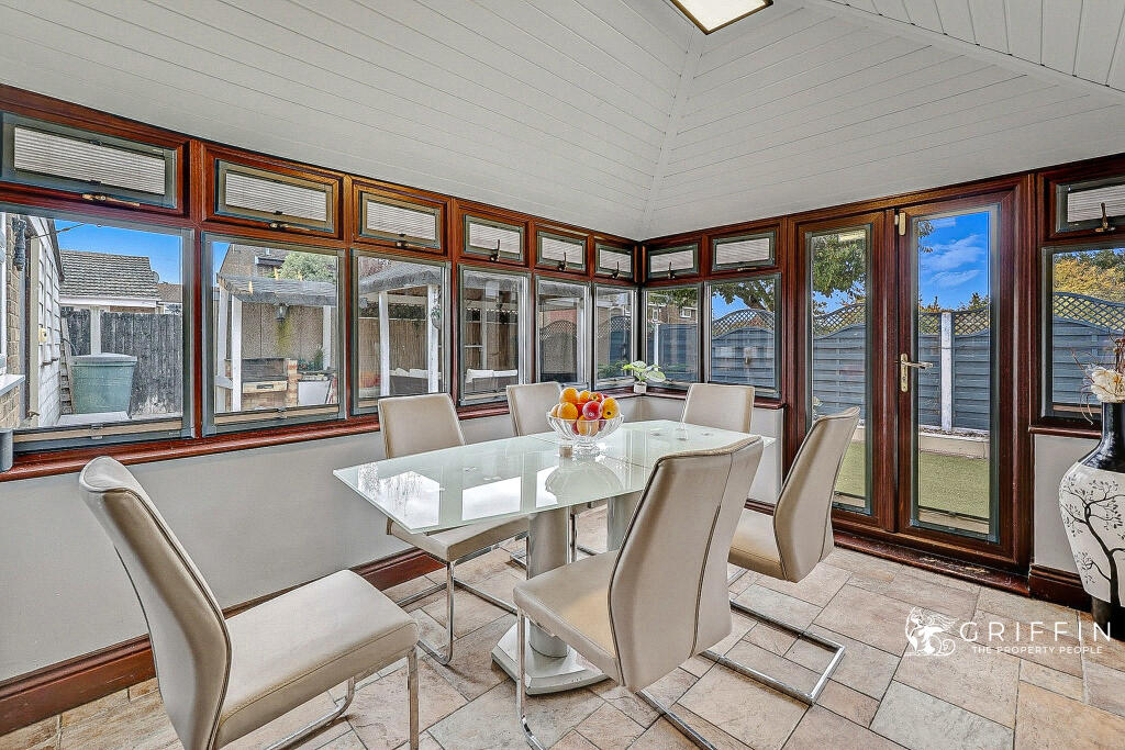 House in Romford - View 2