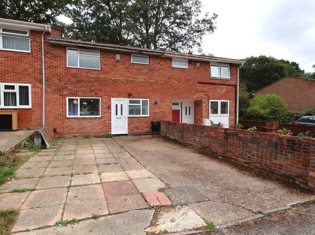 3-bed terraced on Tintagel Close, Lordswood, Southampton, £270,000