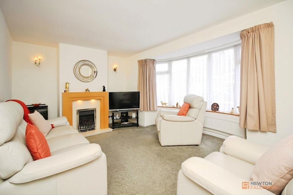 House in Leicester - More