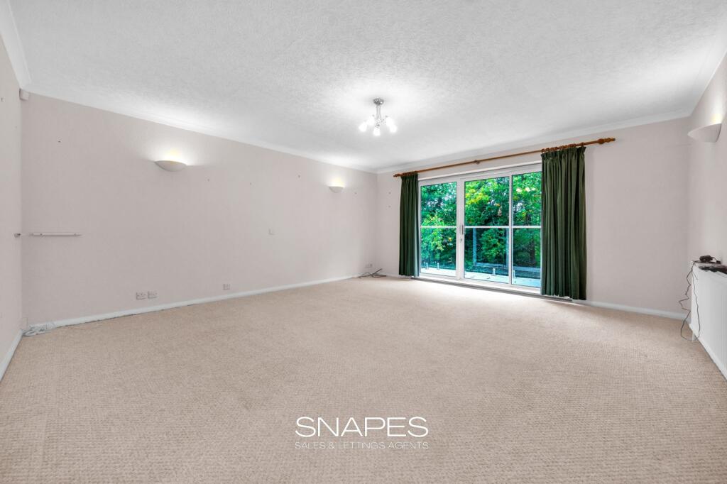 Brookdale Rise, Bramhall SK7 photo 4