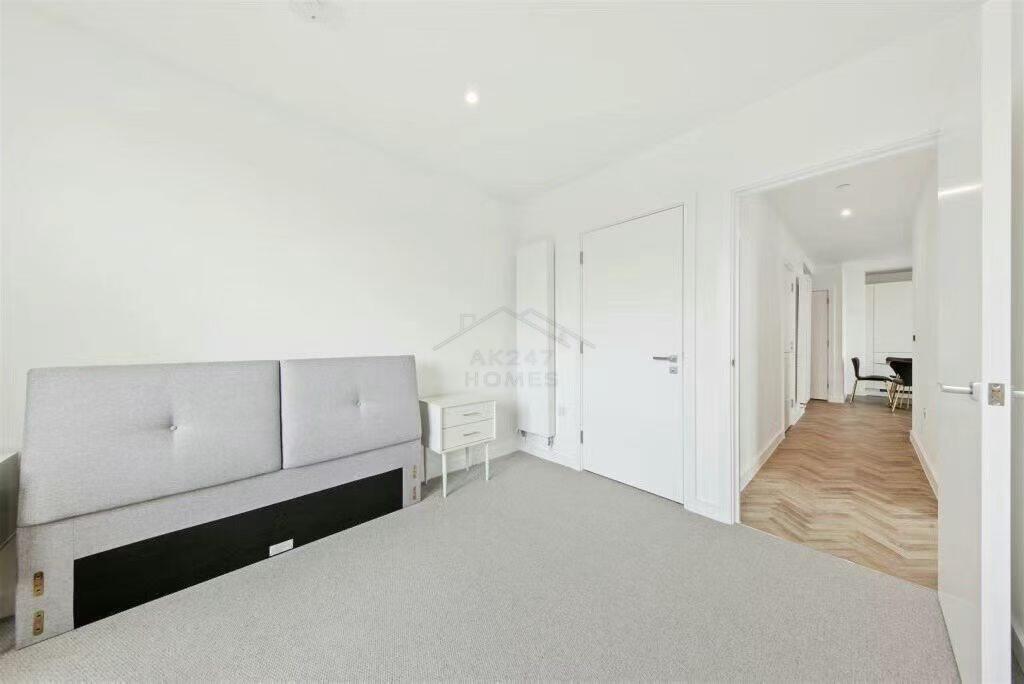 Apartment in London - View 4