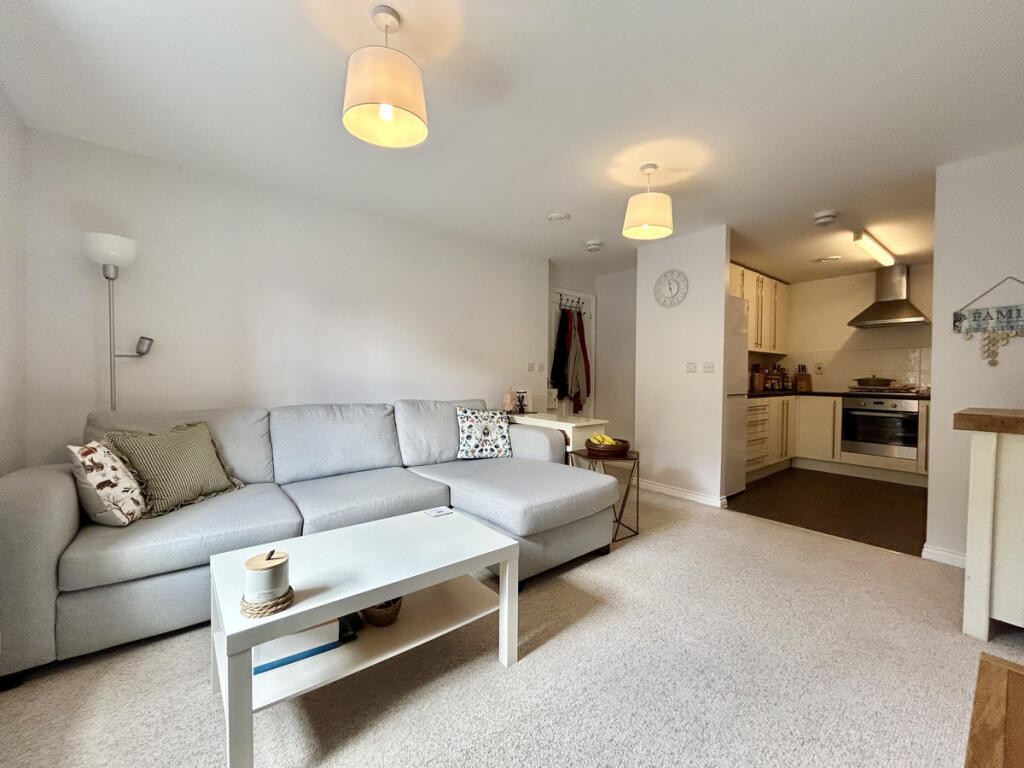 Apartment in Huntingdonshire, Eynesbury, St Neots - View 5