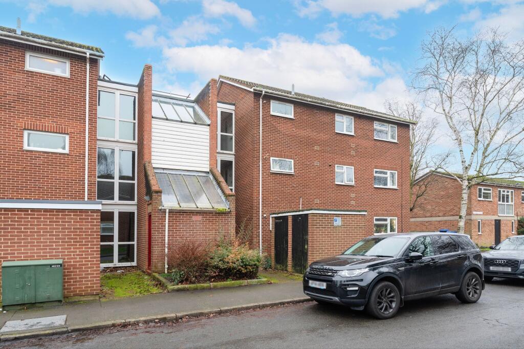 Main image of property: Russel Street, Norwich