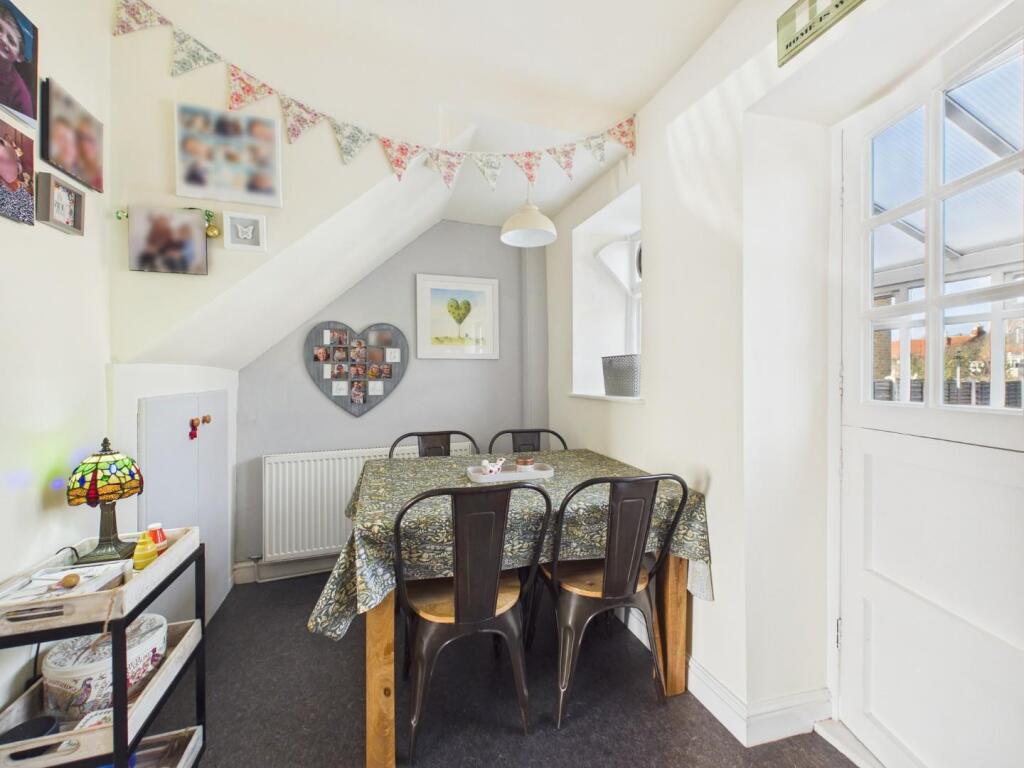 Firthland Road, Pickering – pohled 6