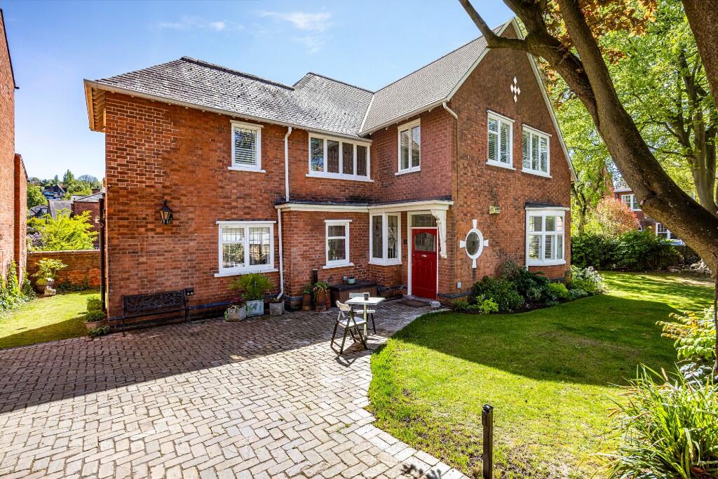 Main image of property: Alverston Road, Mapperley Park, Nottingham, NG3