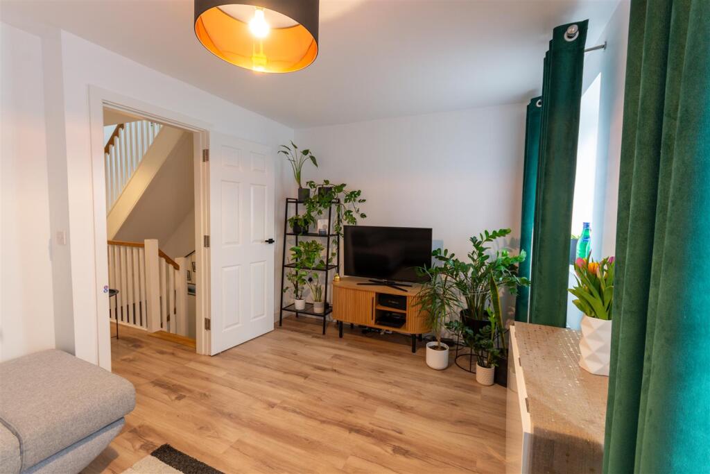 Regent Street, Sandiacre, Nottingham - View 2