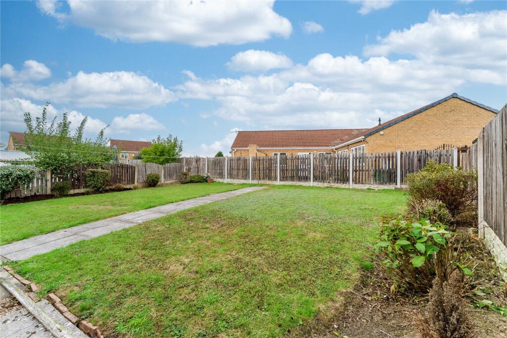 House in Wakefield, South Kirkby and Moorthorpe - View 2