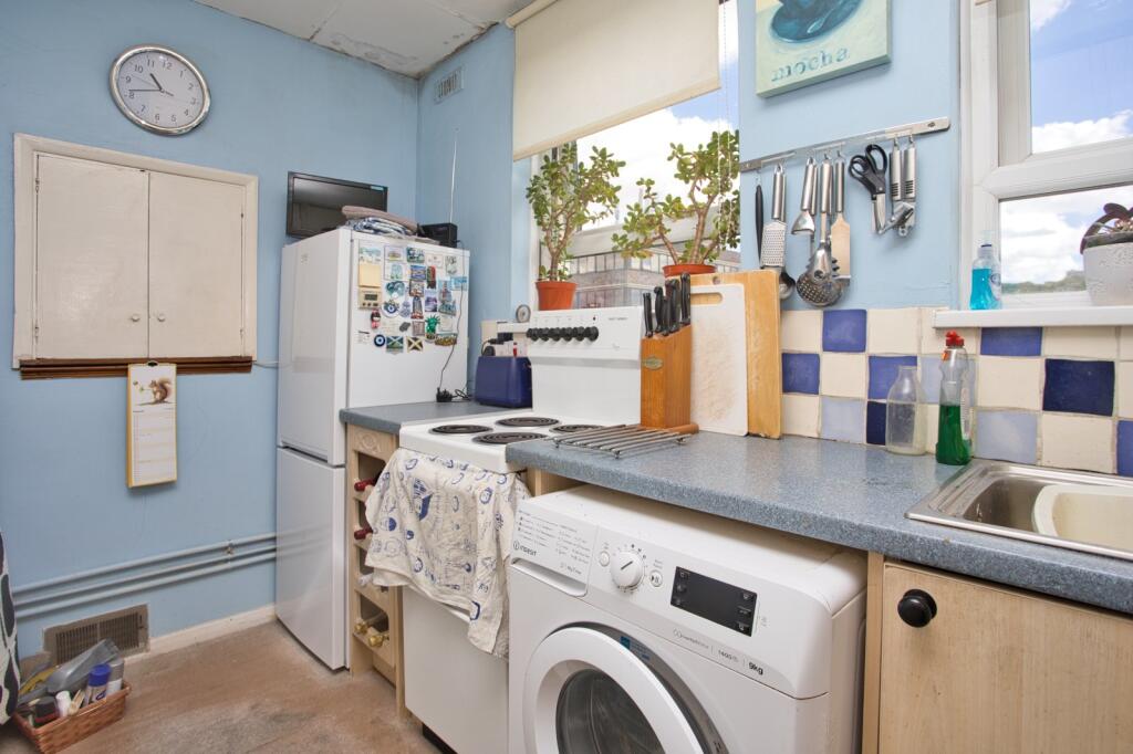 Apartment in Canterbury - More