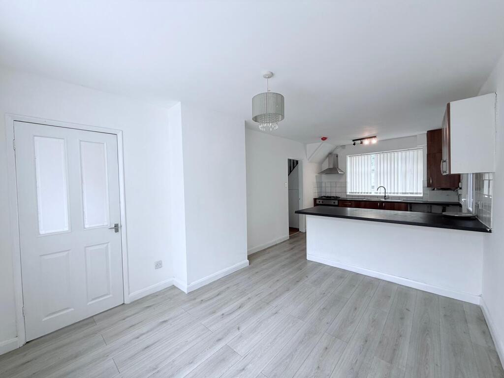 Rivergreen, Clifton, NG11 - View 4