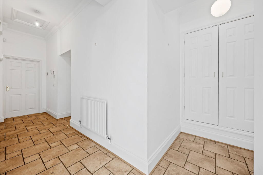 Apartment in Kettering, Leisure Village - View 4