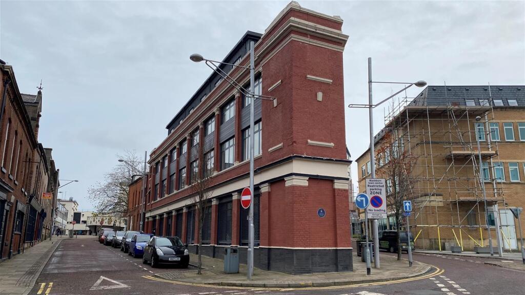 LARGE VACANT COMMERCIAL PROPERTY FOR SALE, Blackburn With Darwen