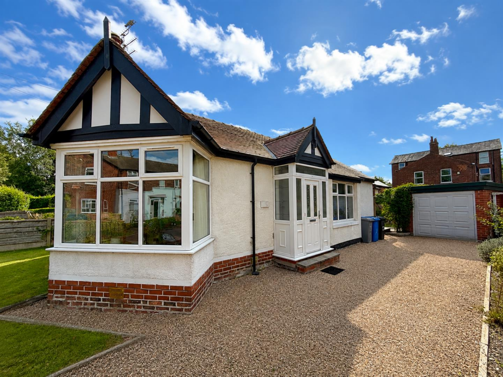 Doveston Road, Sale