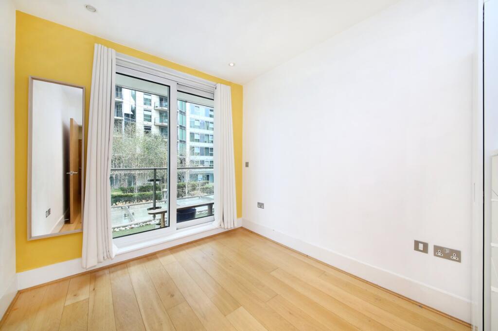 Apartment in London - More