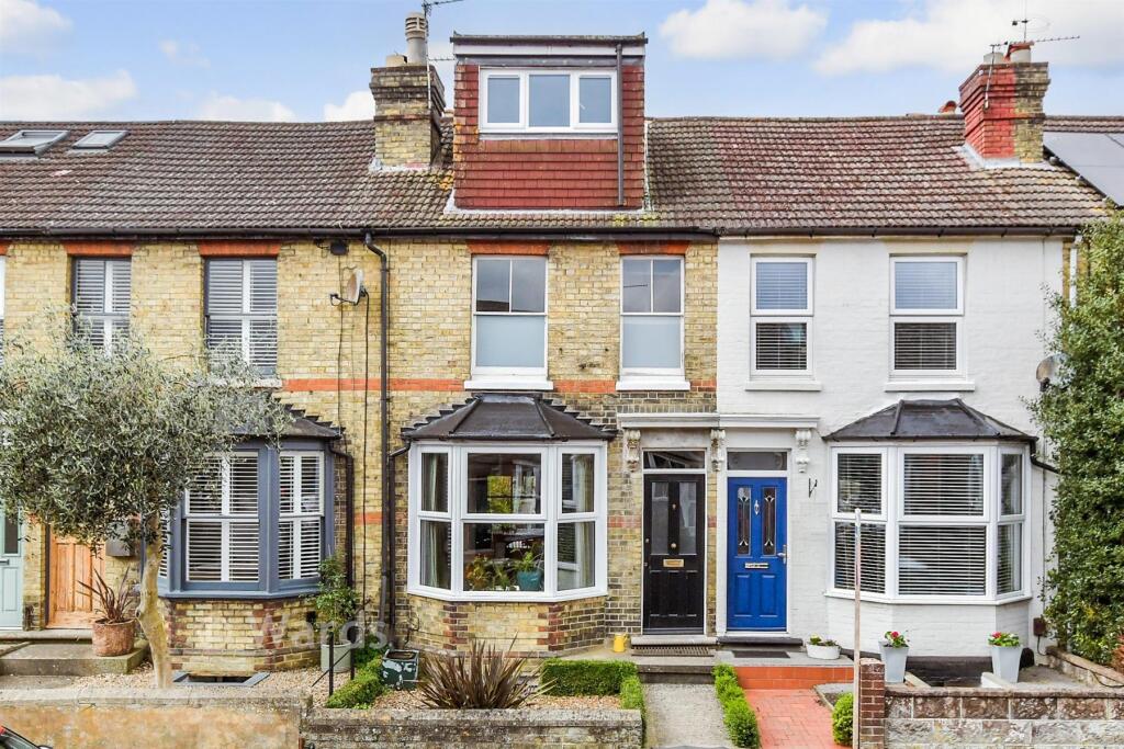 3-bed terraced on Victoria Street, Maidstone, Kent, £325,000