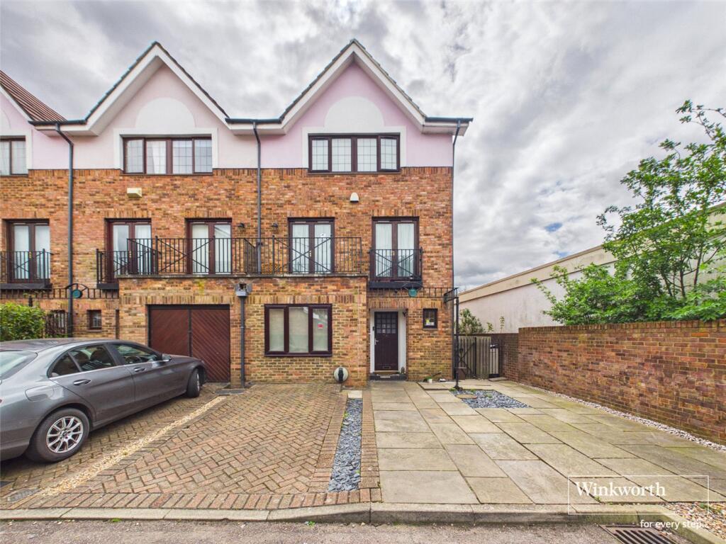 Main image of property: Hollyview Close, London, NW4