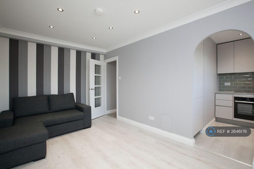 Main image of property: Braemar Gardens, Slough, SL1
