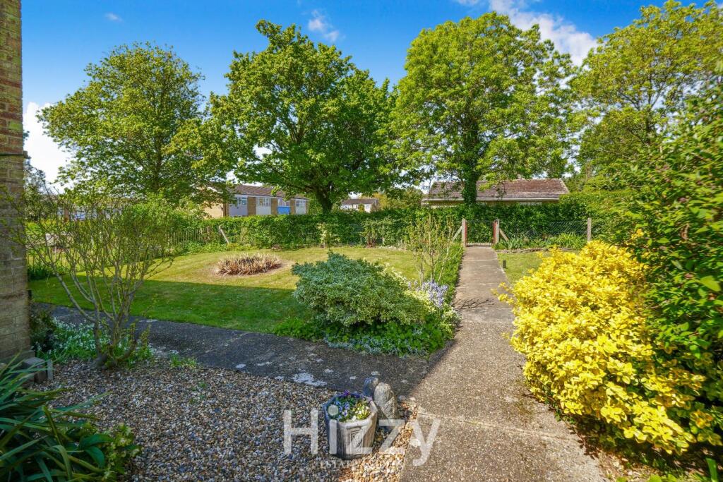House in Ipswich - View 3