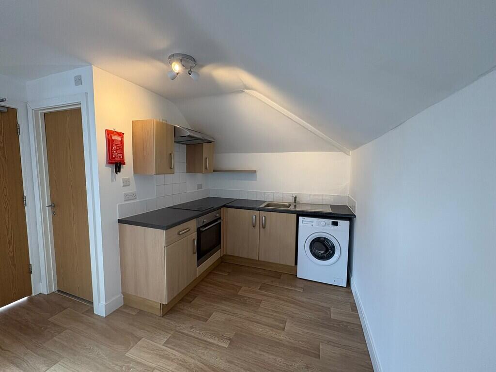 Apartment in Portsmouth - View 4