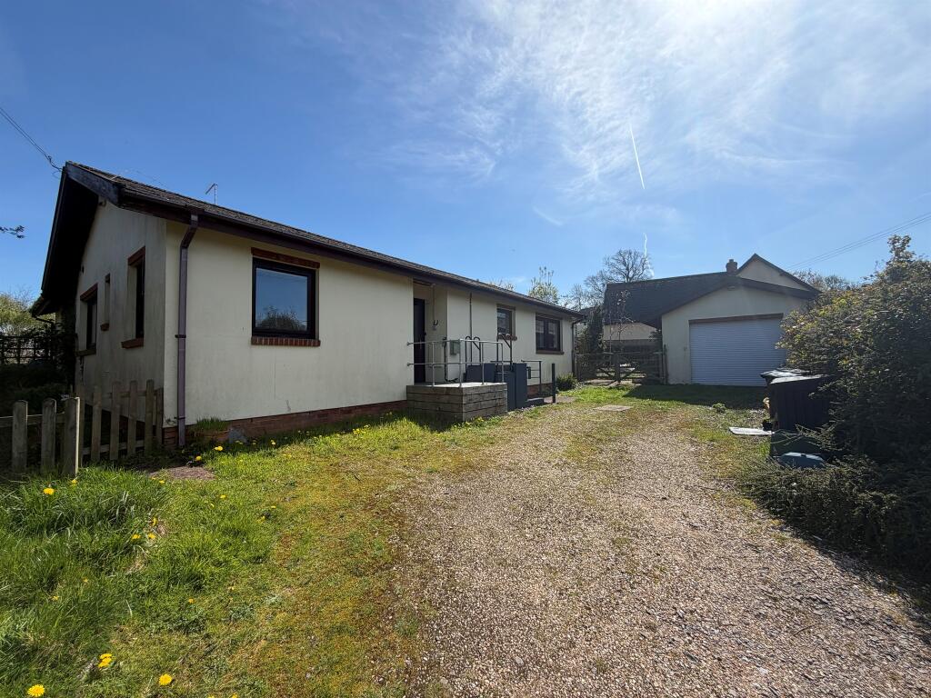 Main image of property: Ashill, Cullompton