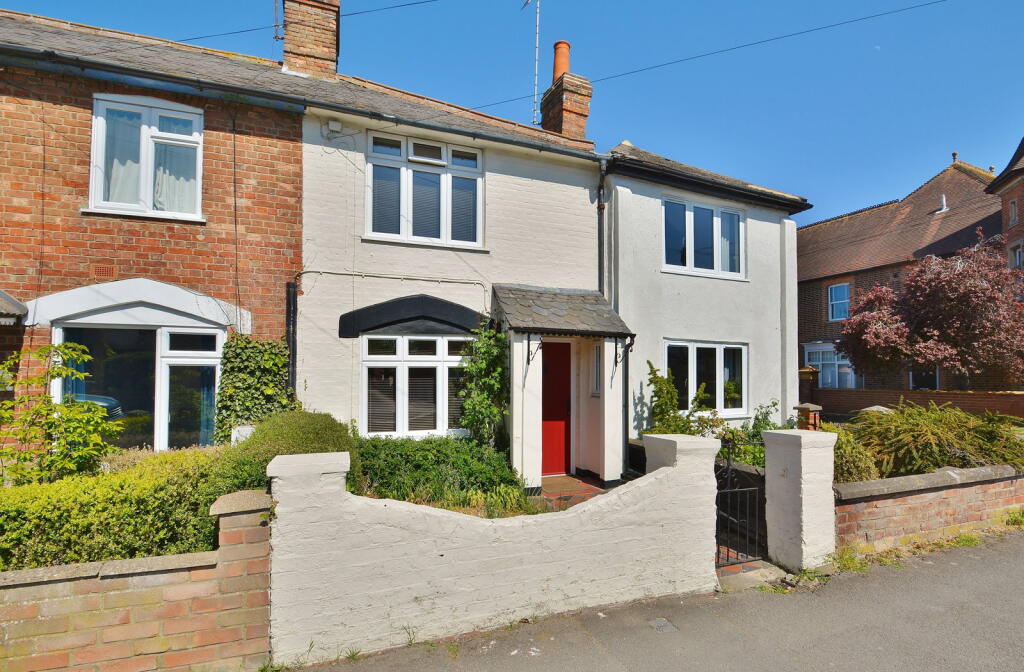 Main image of property: Chinnor Road, Thame