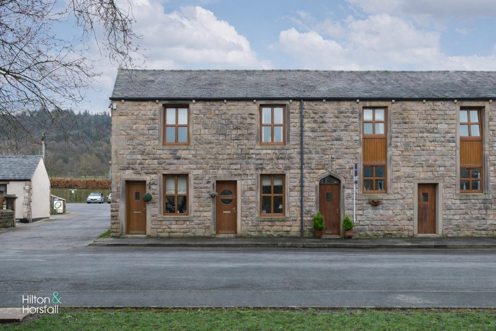 2-bed terraced on School House Cottages, Pendle Street East, Sabden, £175,000