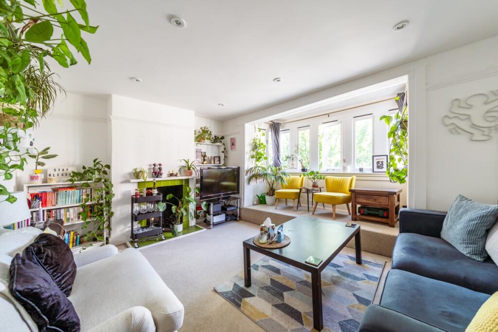 Main image of property: Old Town London SW4